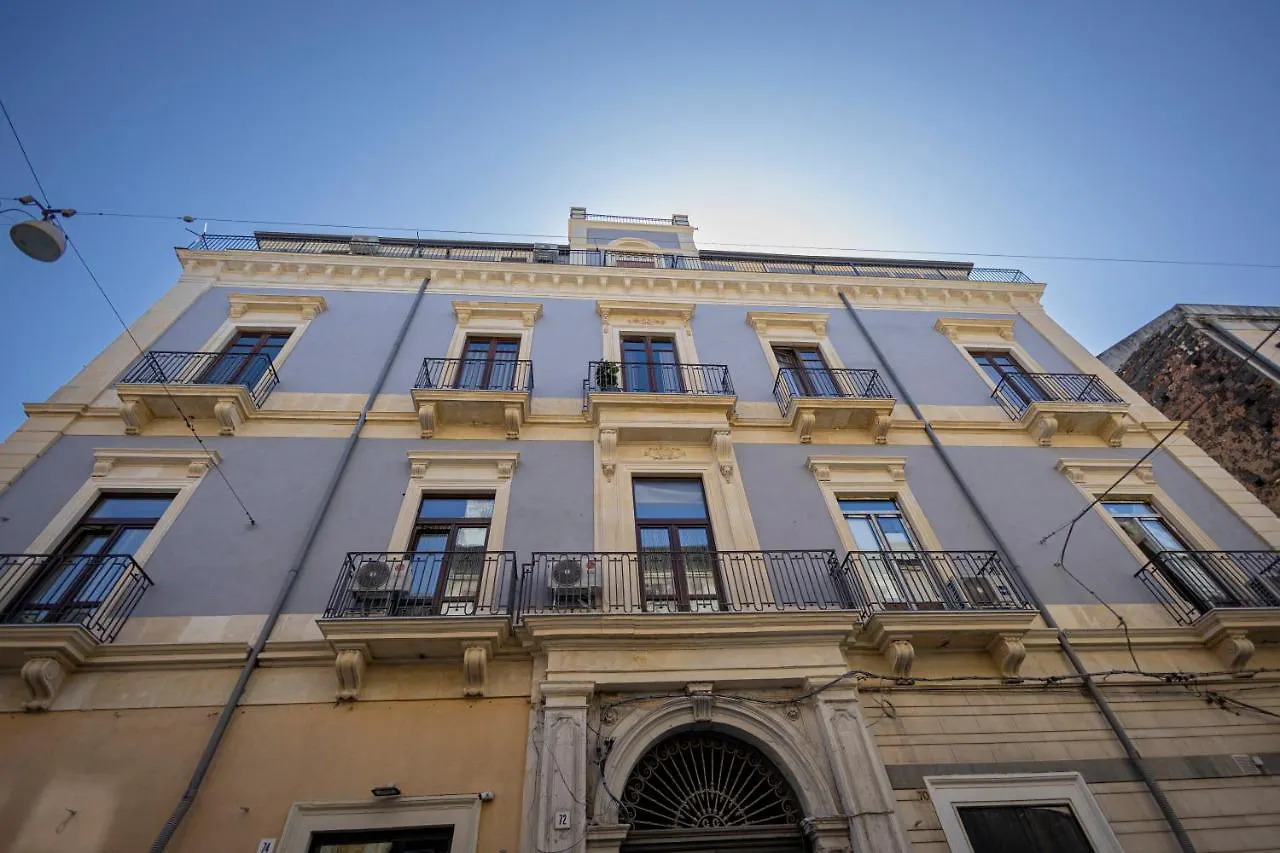 Catania Center B&B Couette-café
