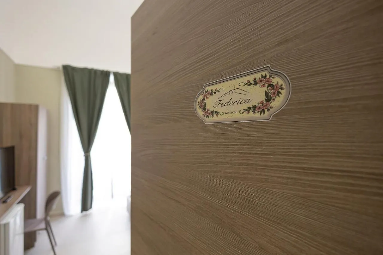 Catania Center B&B Couette-café